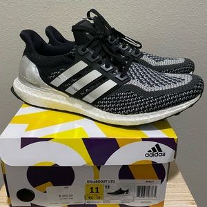 Adidas Ultra Boost Silver Medal
